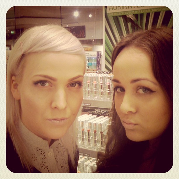 Við Signý bjuggum til skinkuvaraliti