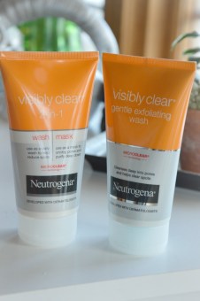neutrogena app.gul microclear